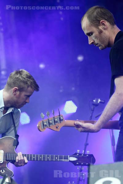 COLD WAR KIDS - 2011-06-24 - PARIS - Hippodrome de Longchamp - 